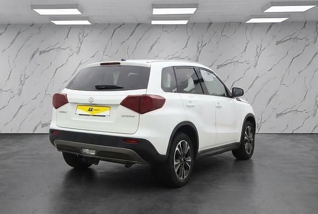 Used Suzuki Vitara SZ5 140 HP (102 kW) 2019 White SUV