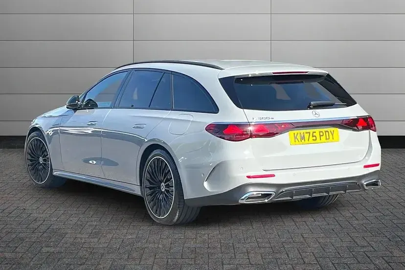 Used Mercedes E300 Urban 309 HP (227 kW) 2025 Alpine grey Estate