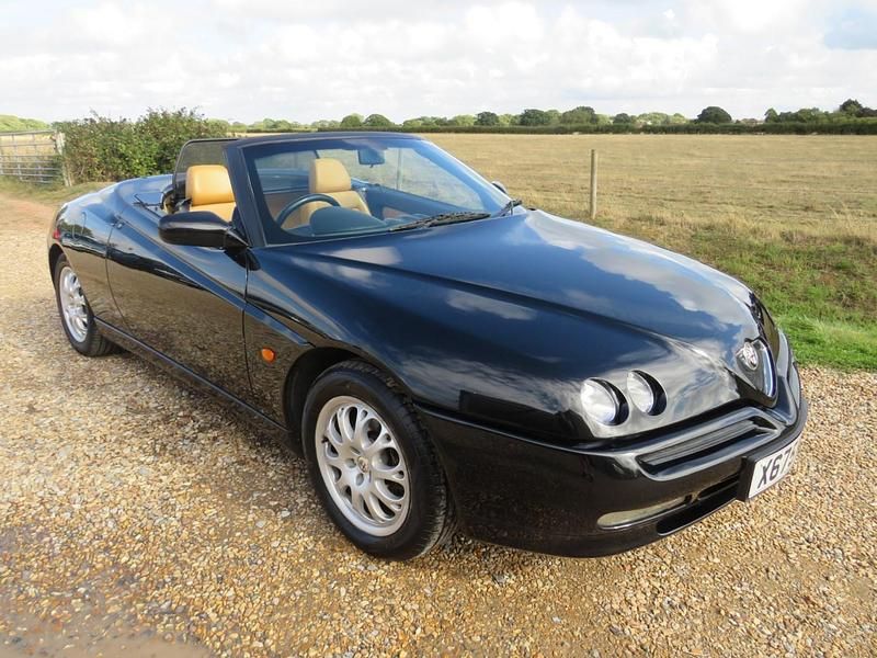 Black Used 2001 Alfa Romeo Spider Cabriolet | £4,950 - Image 1/4
