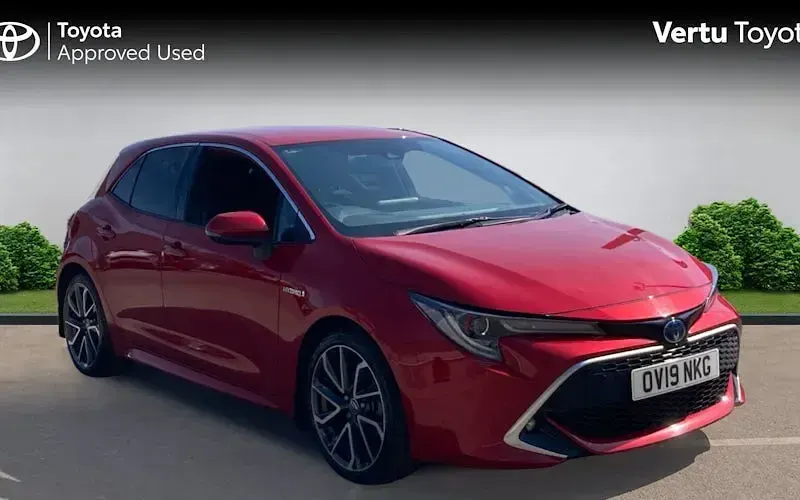 Used Toyota Corolla 122 HP (89 kW) 2019 Hatchback