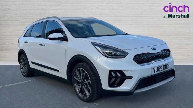Used Kia Niro 139 HP (102 kW) 2019 White SUV