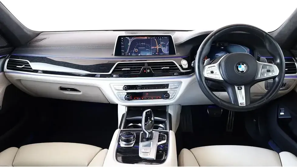 Used BMW 750 M Sport 530 HP (389 kW) 2021 Grey Sedan