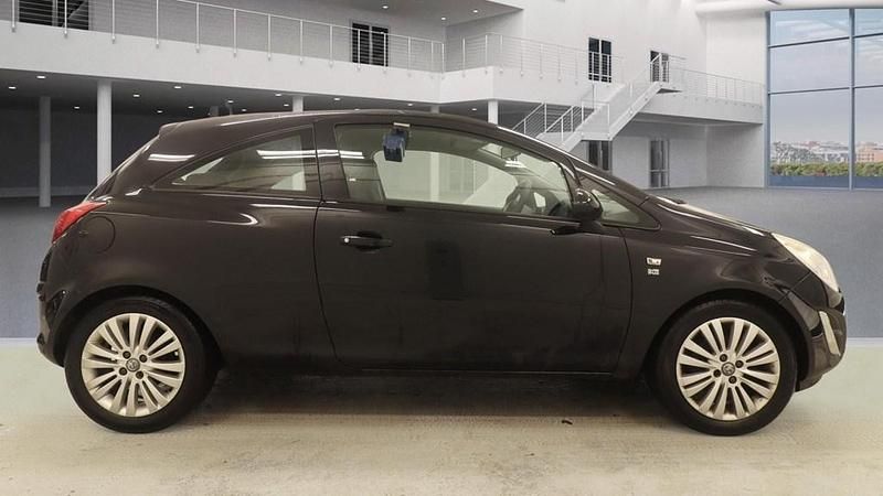 Used Vauxhall Corsa Excite 2011 Black Hatchback
