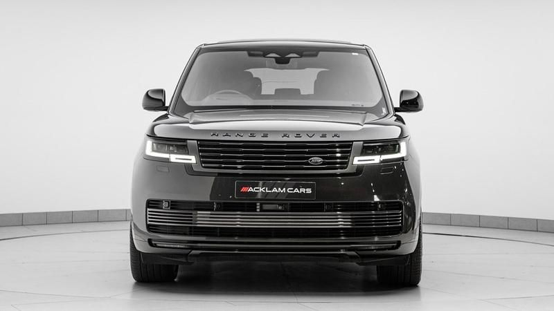 Used Land Rover Range Rover 530 HP (389 kW) 2023 Grey SUV