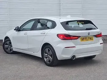 Used BMW 118 Comfort Edition 140 HP (102 kW) 2020 White Hatchback