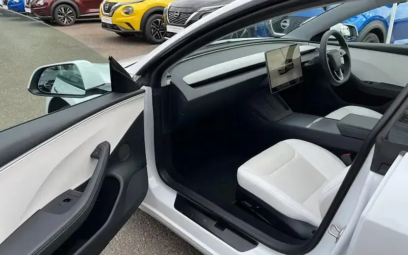 Used Tesla Model 3 Long Range AWD 258 kW (351 HP) 2025 Sedan