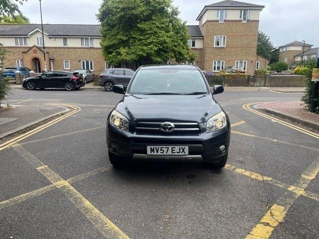 Second-hand Toyota RAV4 150 CP (110 kW) 2008 Gri SUV