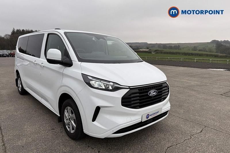 Used Ford Transit Custom Limited 136 HP (100 kW) 2024 White Estate