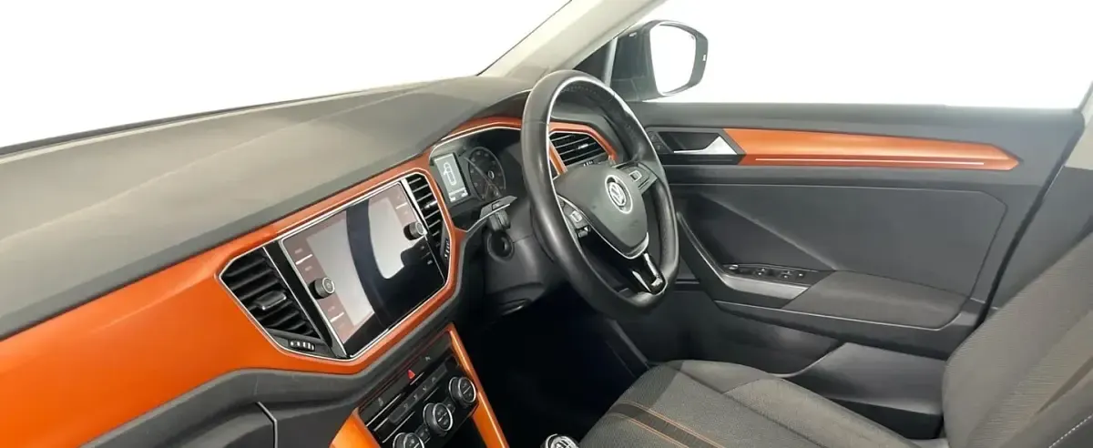 Used VW T-Roc Design 115 HP (84 kW) 2019 White SUV
