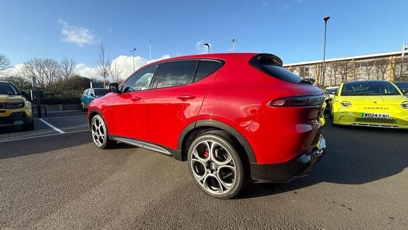 Used Alfa Romeo Tonale Edizione Speciale 158 HP (116 kW) 2023 Red SUV
