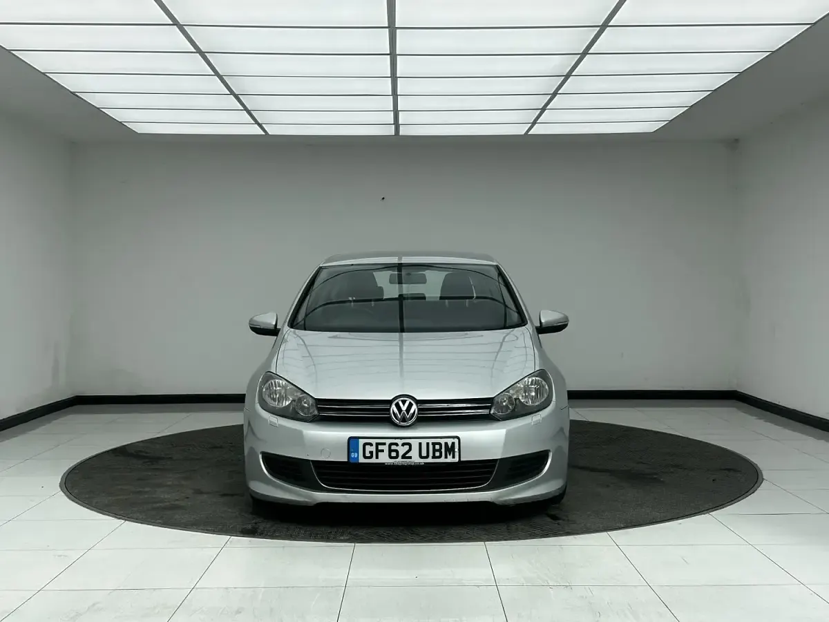 Used VW Golf VII S 105 HP (77 kW) 2012 Silver Hatchback