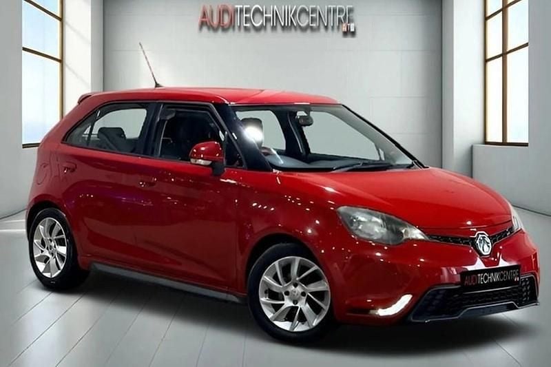 Used MG MG3 2015 Red Hatchback
