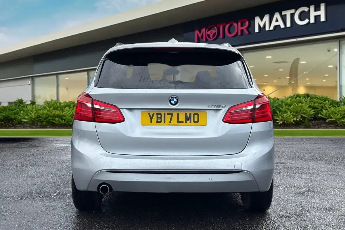 Usado BMW 216 Active Tourer Sport Line 2017 Plateado Monovolumen