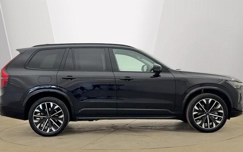 Usado Volvo XC90 Ultra 455 HP (334 kW) 2025 Preto SUV