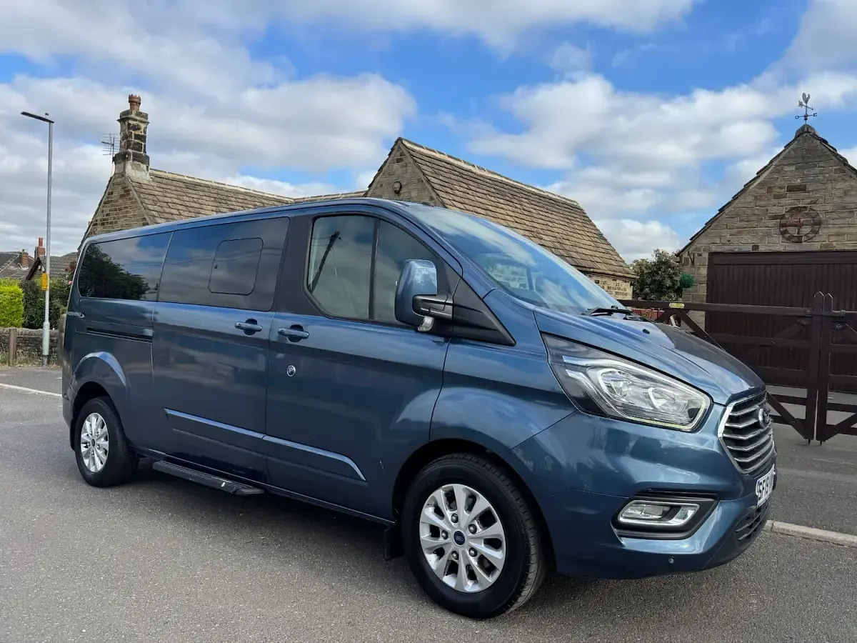 Used Ford Tourneo Custom Titanium 2019 Blue Van
