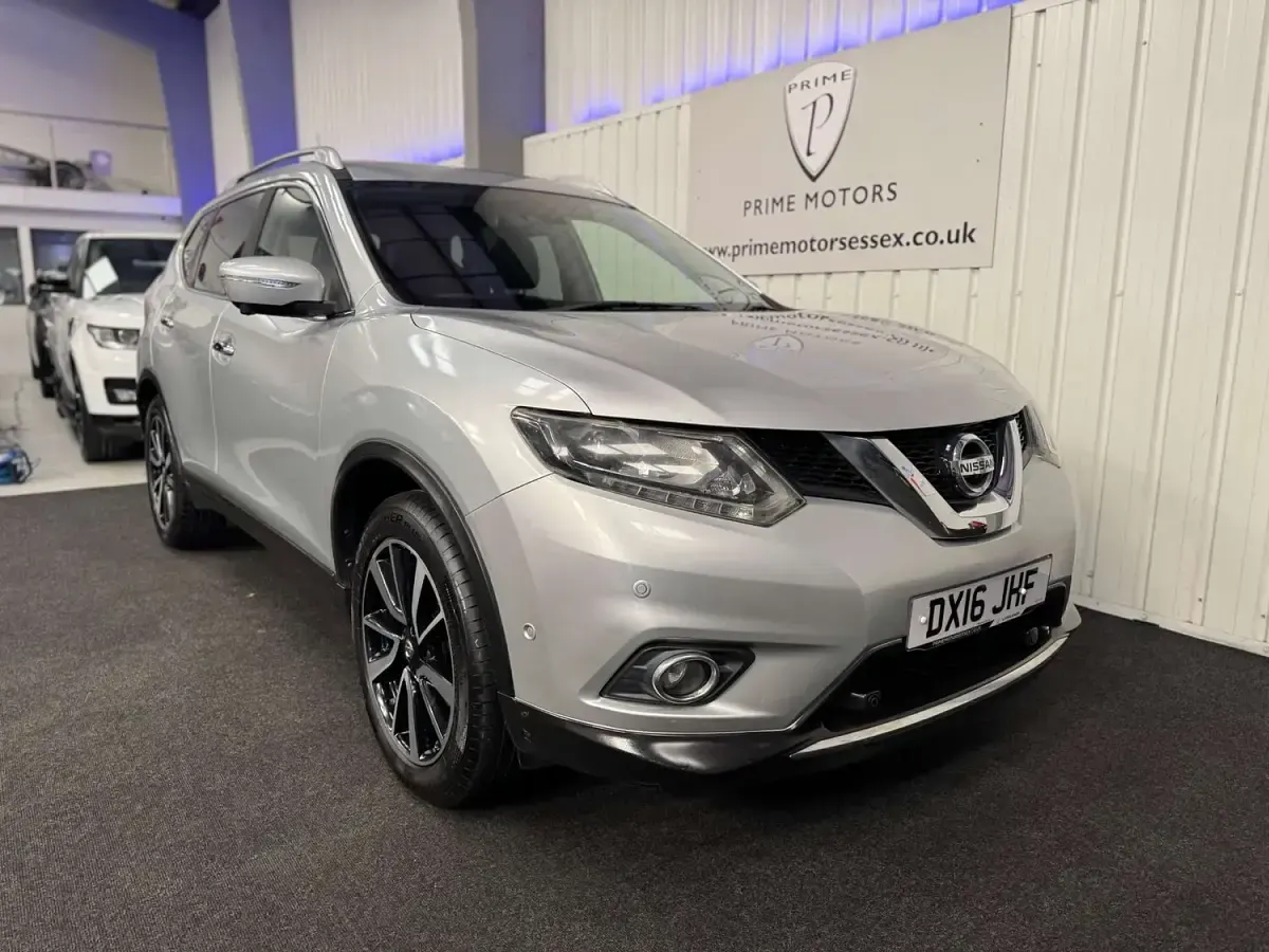 Used Nissan X-Trail Tekna 130 HP (95 kW) 2016 Silver SUV