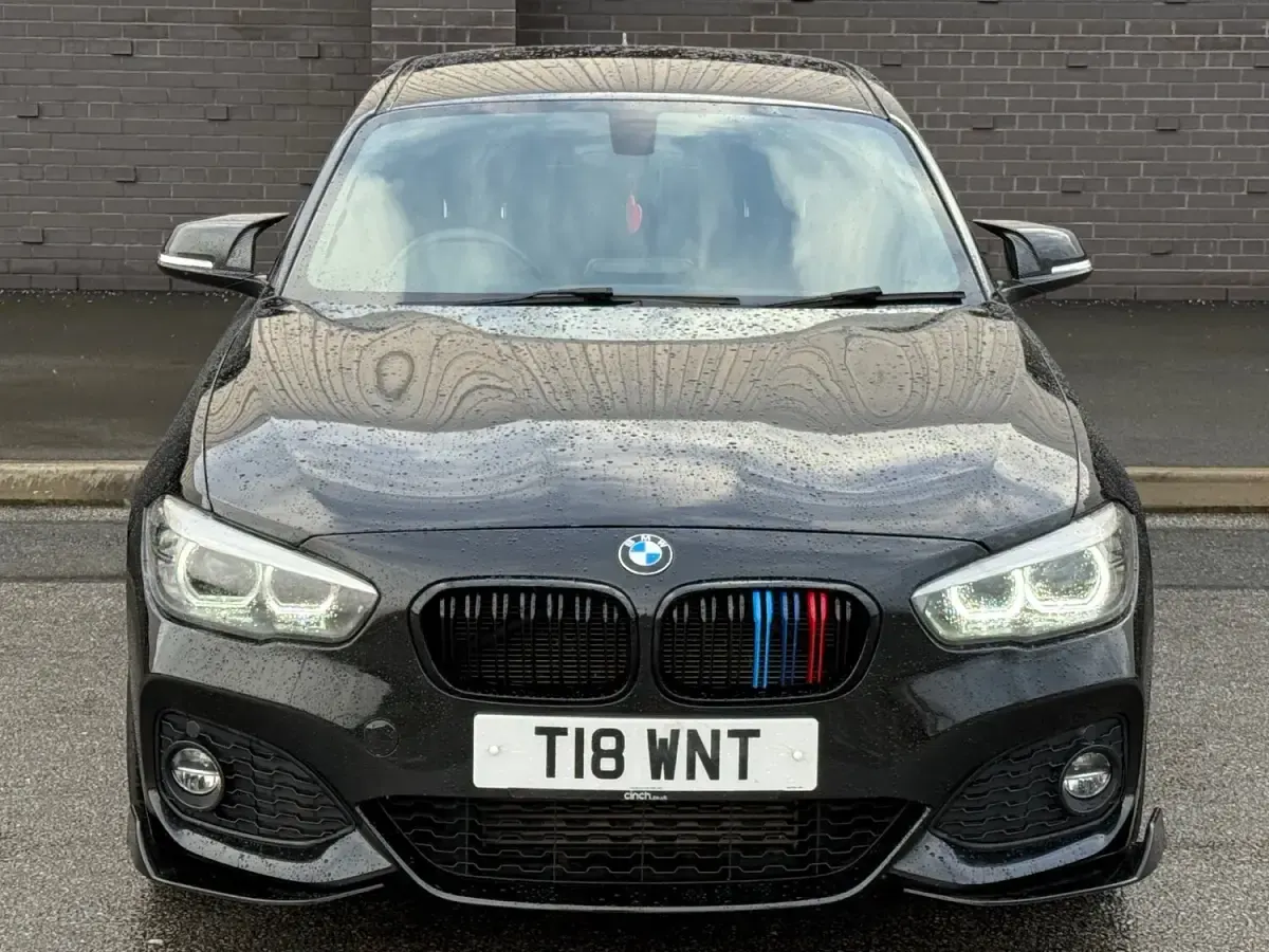 Begagnad BMW 118 M Sport 2017 Svart Halvkombi