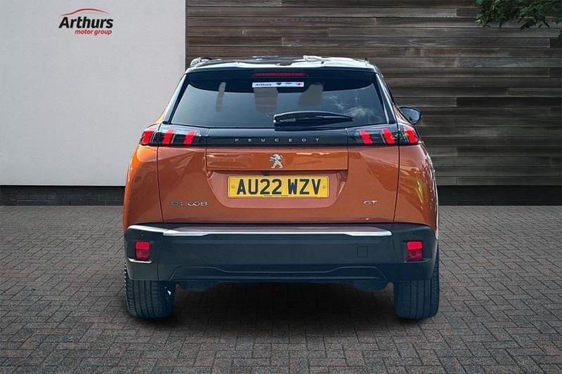 Used Peugeot e-2008 Premium 98 kW (134 HP) 2022 Orange SUV