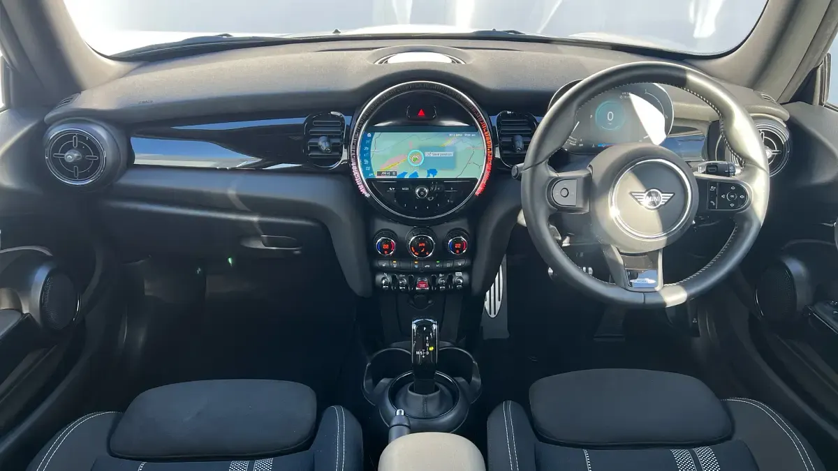 Used Mini Cooper Hatch 134 HP (98 kW) 2022 Grey Hatchback