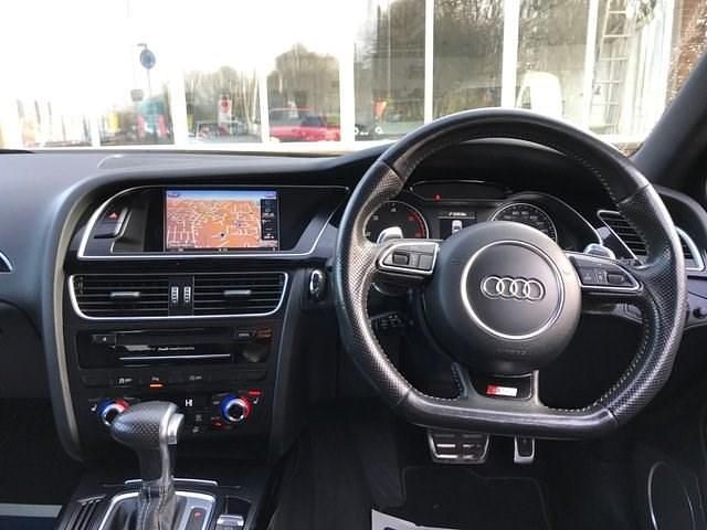 Used Audi A4 Black Edition 150 HP (110 kW) 2015 Red Estate