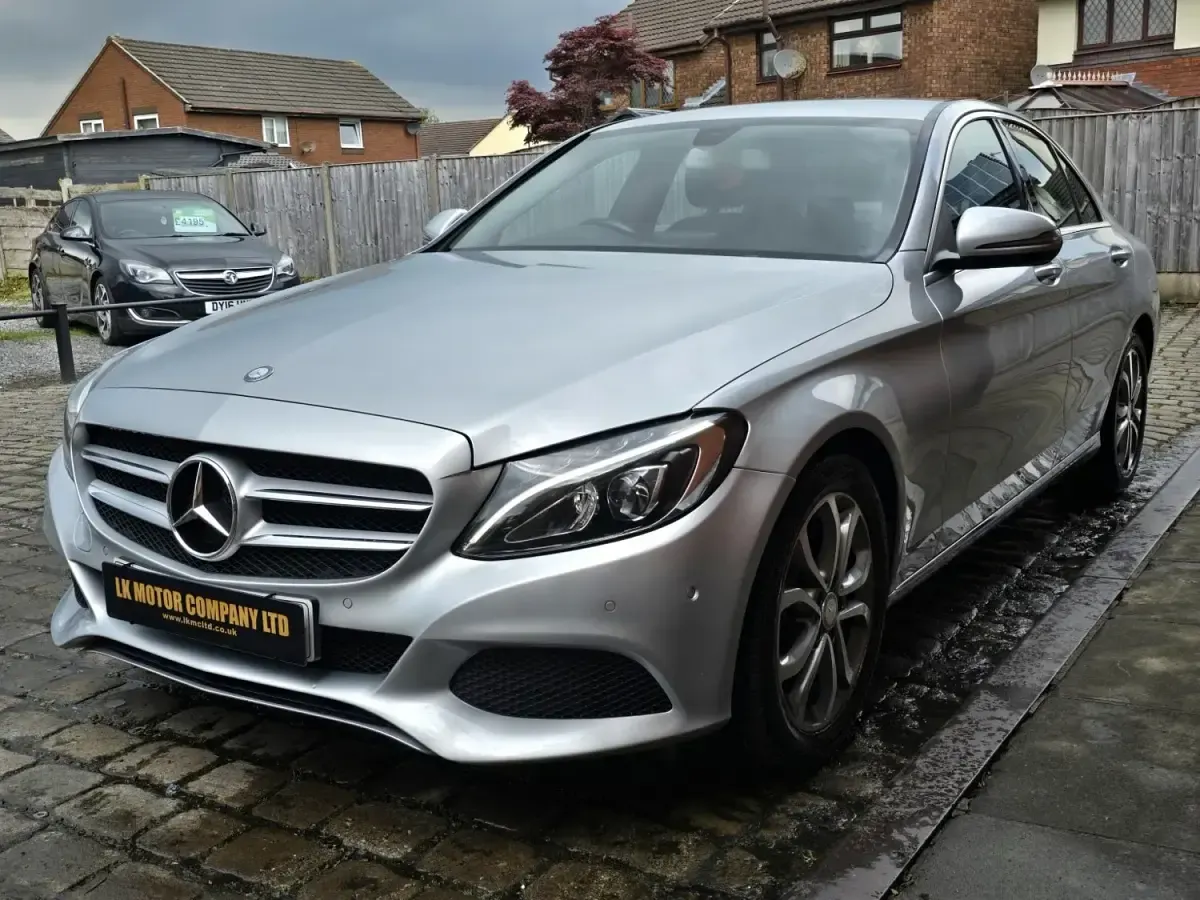 Begagnad Mercedes C220 2016 Silver Sedan