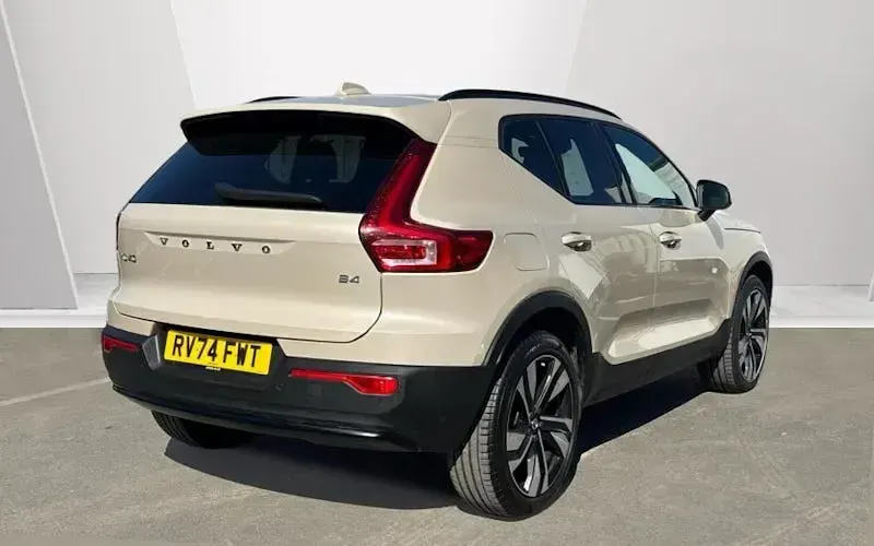 Used Volvo XC40 Ultra 197 HP (144 kW) 2026 SUV