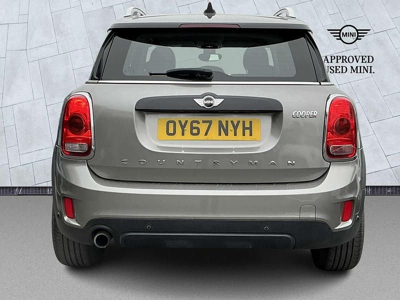 Used Mini Cooper Countryman 134 HP (98 kW) 2017 Silver SUV
