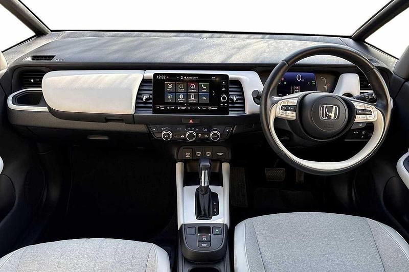 Used Honda Jazz Hybrid 109 HP (80 kW) 2022 Black Hatchback