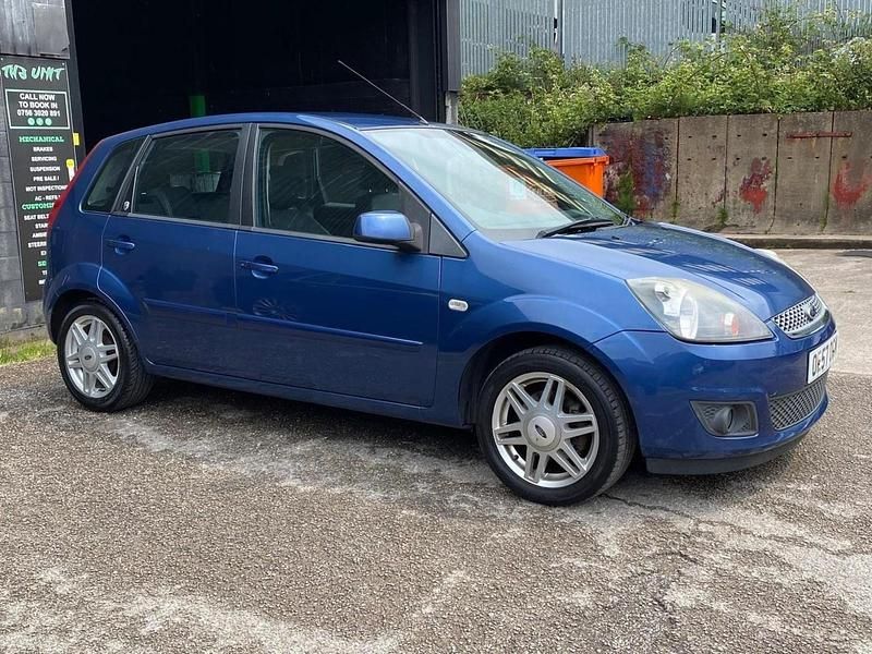 Used Ford Fiesta Ghia 2008 Blue Hatchback