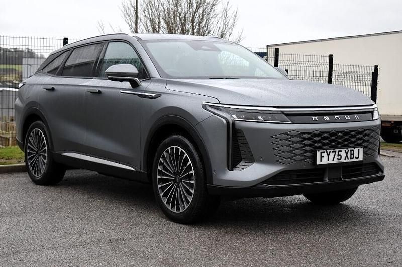 Used Omoda 9 449 HP (330 kW) 2025 Grey SUV