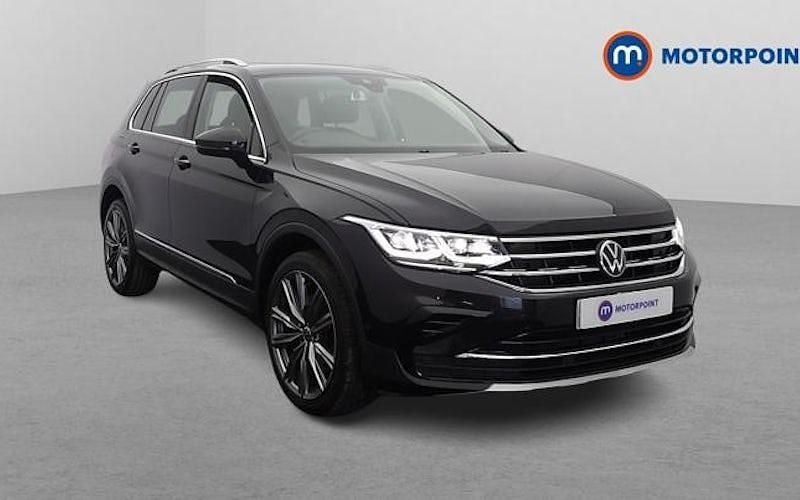 Used VW Tiguan Elegance 245 HP (180 kW) 2022 Black SUV