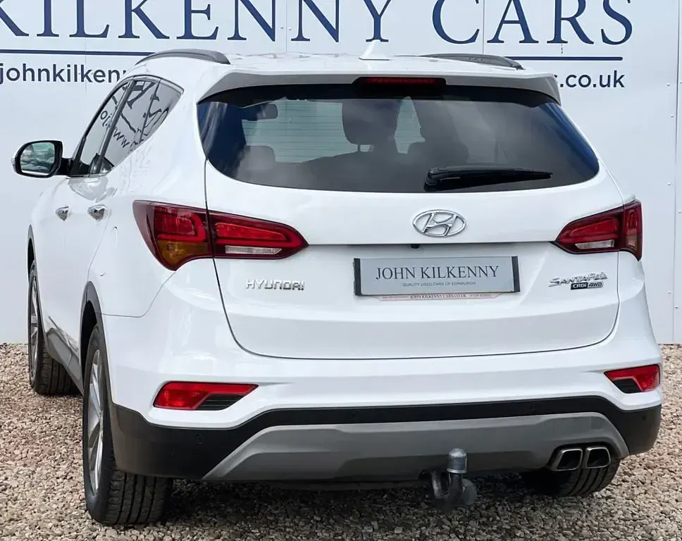 Used Hyundai Santa Fe Premium 200 HP (147 kW) 2016 White SUV