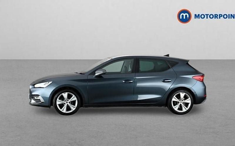 Used Seat Leon FR 131 HP (96 kW) 2023 Hatchback