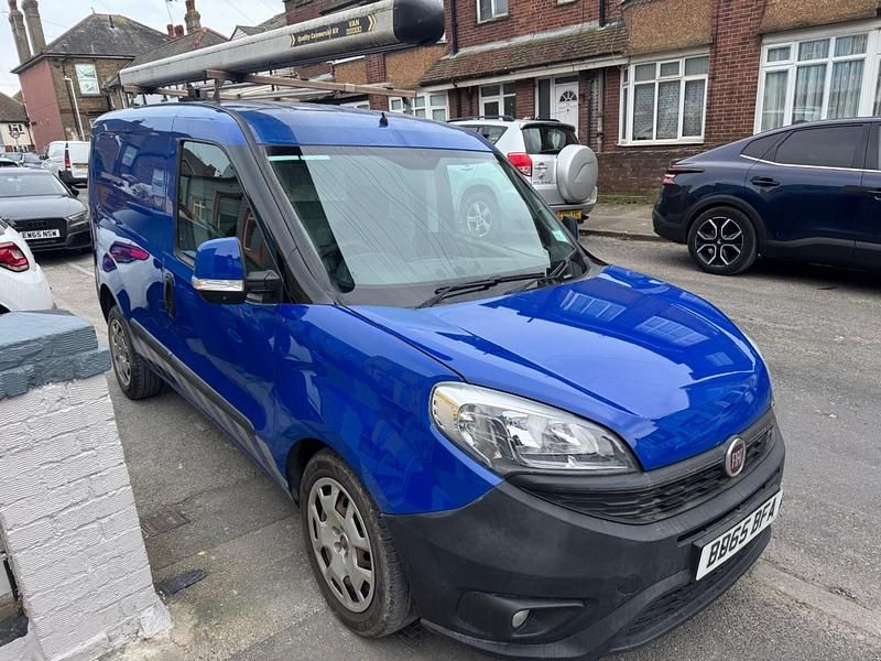 Used Fiat Doblò 2015 Blue MPV