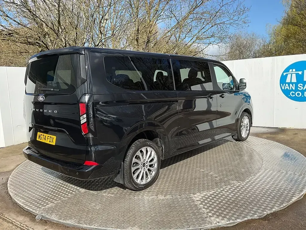 Used Ford Tourneo Custom Titanium 168 HP (123 kW) 2024 Black Van