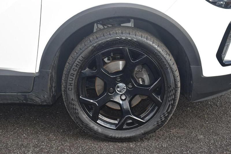 Used Vauxhall Crossland S 108 HP (79 kW) 2023 White SUV