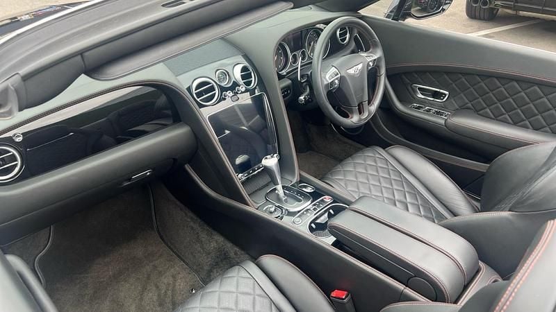 Used Bentley Continental GT Convertible Mulliner 521 HP (383 kW) 2018 Onyx black Cabriolet