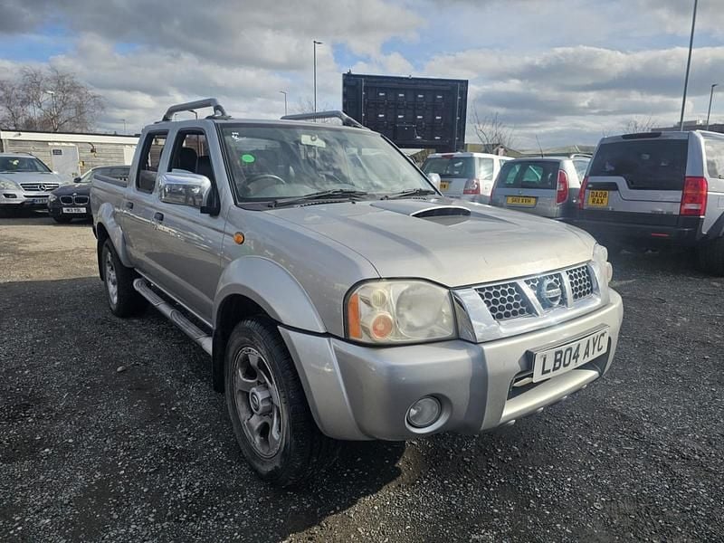 Used Nissan Navara 133 HP (97 kW) 2004 Silver Pickup