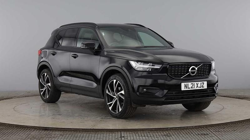 Used 2021 Volvo XC40 R-Design Pro SUV | £22,990 (Fair price) - Image 1/4