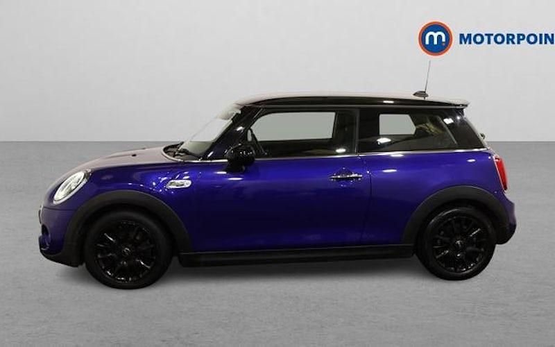 Used Mini Cooper S Classic 192 HP (141 kW) 2019 Blue Hatchback