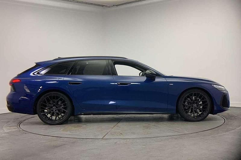Used Audi A6 S-Line 204 HP (150 kW) 2025 Blue Estate