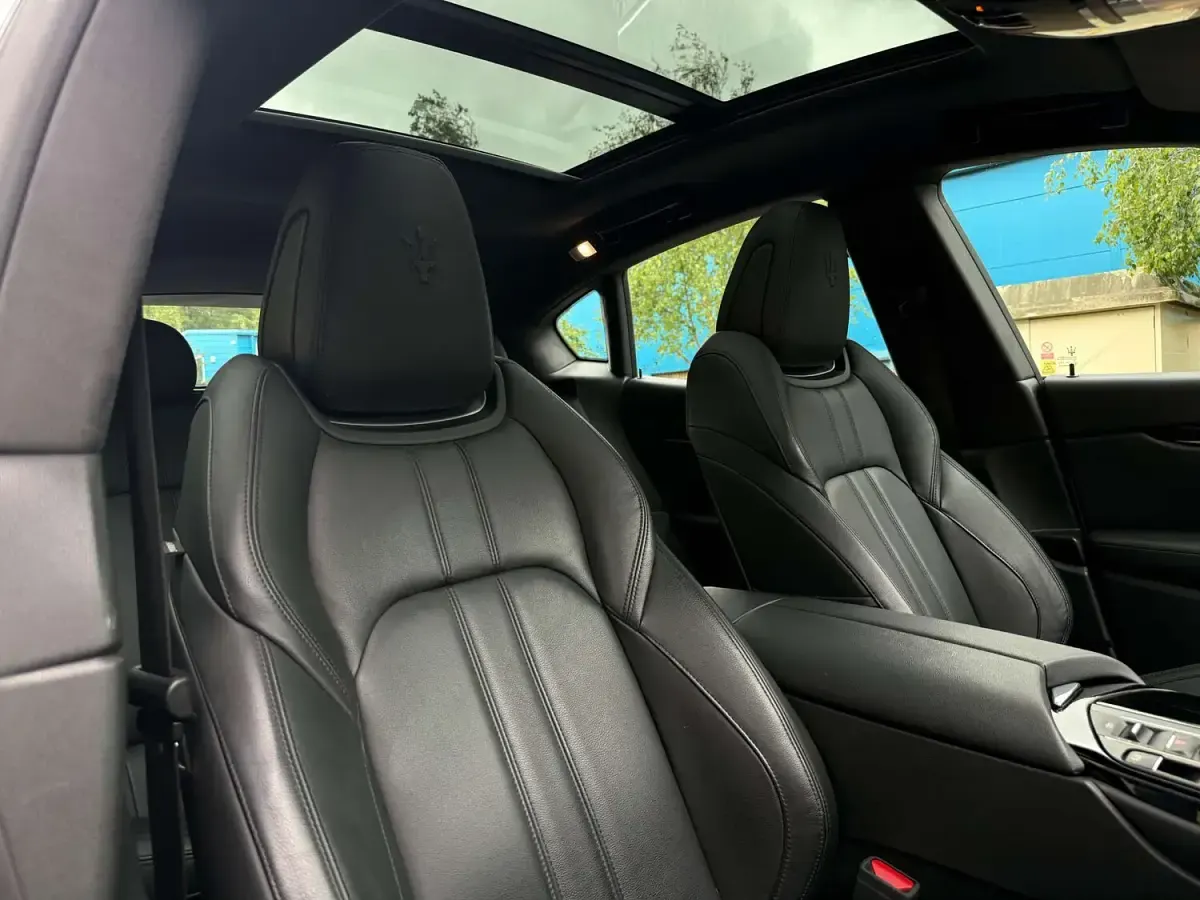 Used Maserati Levante GT 330 HP (242 kW) 2023 White SUV