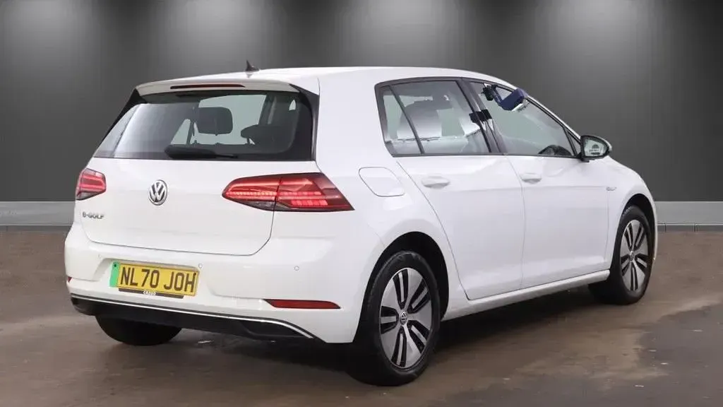 Used VW e-Golf 100 kW (136 HP) 2020 White Hatchback