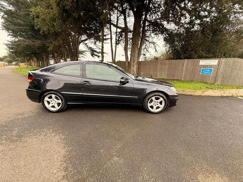 Used Mercedes CLC220 SE 2009 Black Hatchback