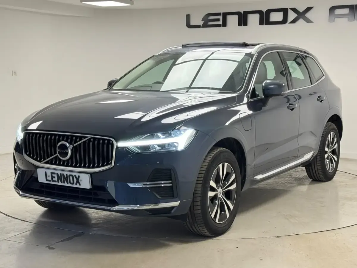 Usado Volvo XC60 Core 2023 Azul SUV