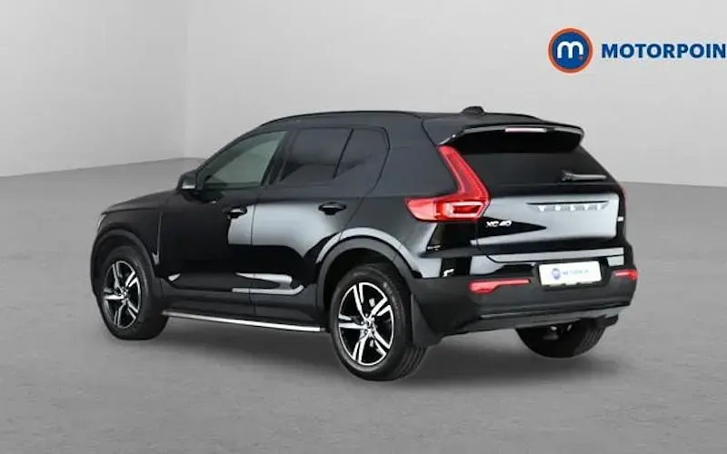 Used Volvo XC40 Plus 163 HP (119 kW) 2026 SUV