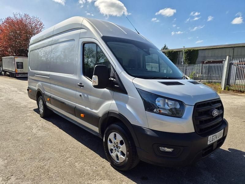 Usado Ford Transit Trend 130 HP (95 kW) 2024 Prateado Van