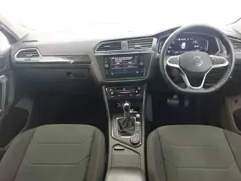 Usado VW Tiguan Elegance 150 CV (110 kW) 2021 Gris SUV