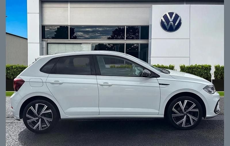 Used VW Polo R-line 95 HP (69 kW) 2024 White Hatchback
