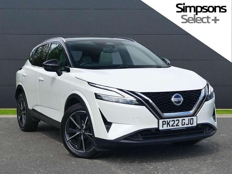 White Used 2022 Nissan Qashqai Tekna SUV | £17,750 (Fair price) - Image 1/4